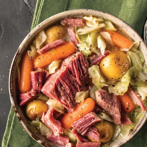 Slow Cooker Meal: Corned Beef and Cabbage 1 Piece 52 oz
