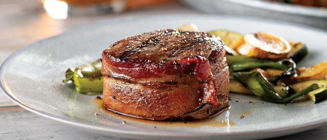 4 (6 oz.) Bacon-Wrapped Filet Mignons - best steaks for Easter dinner
