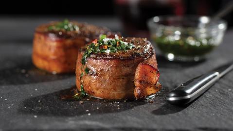Steakhouse Filet Mignon with Bacon Up® - Bacon Up®