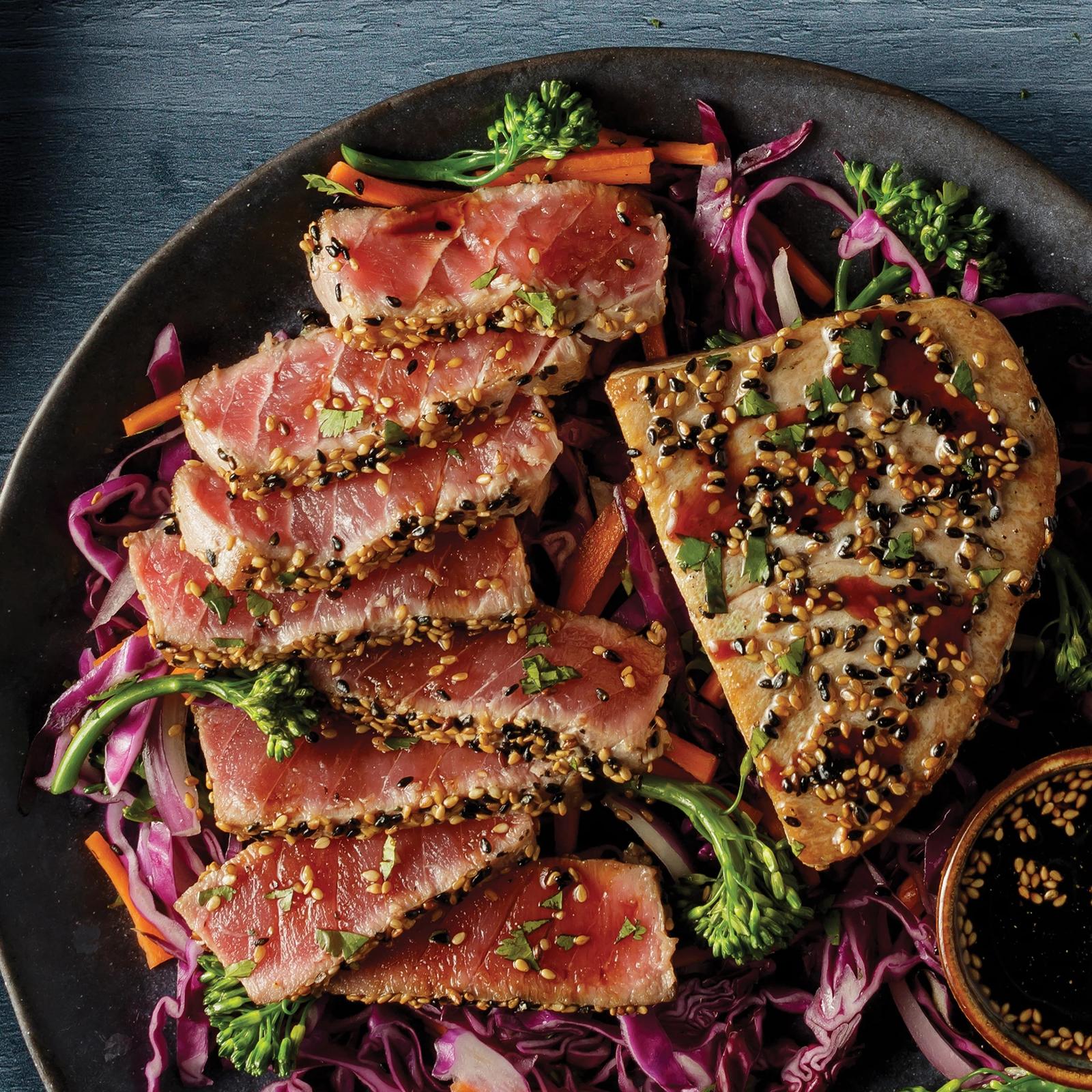 Omaha Steaks, top sirloin with Omaha steak seasoning. Before, during and  after. Plus the veggie that makes your pee smell. 😋 : r/grilling