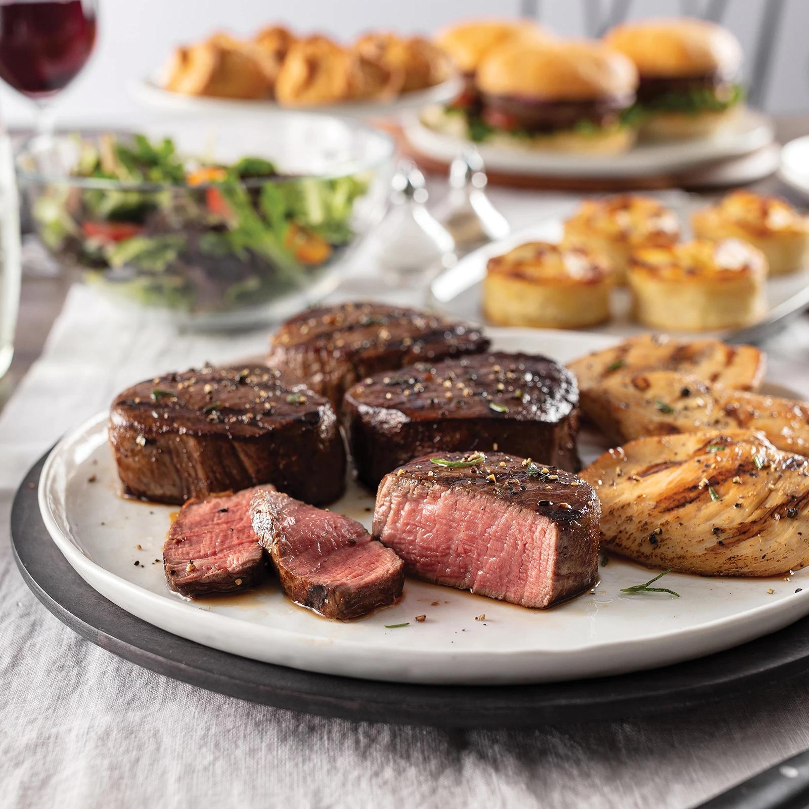 Omaha Steaks Deluxe Ribeye Gift Box (4x Bacon-Wrapped Ribeyes, 4x Omaha  Steaks Burgers, 4x Gourmet Jumbo Franks, 4x Potatoes au Gratin, 4x Caramel